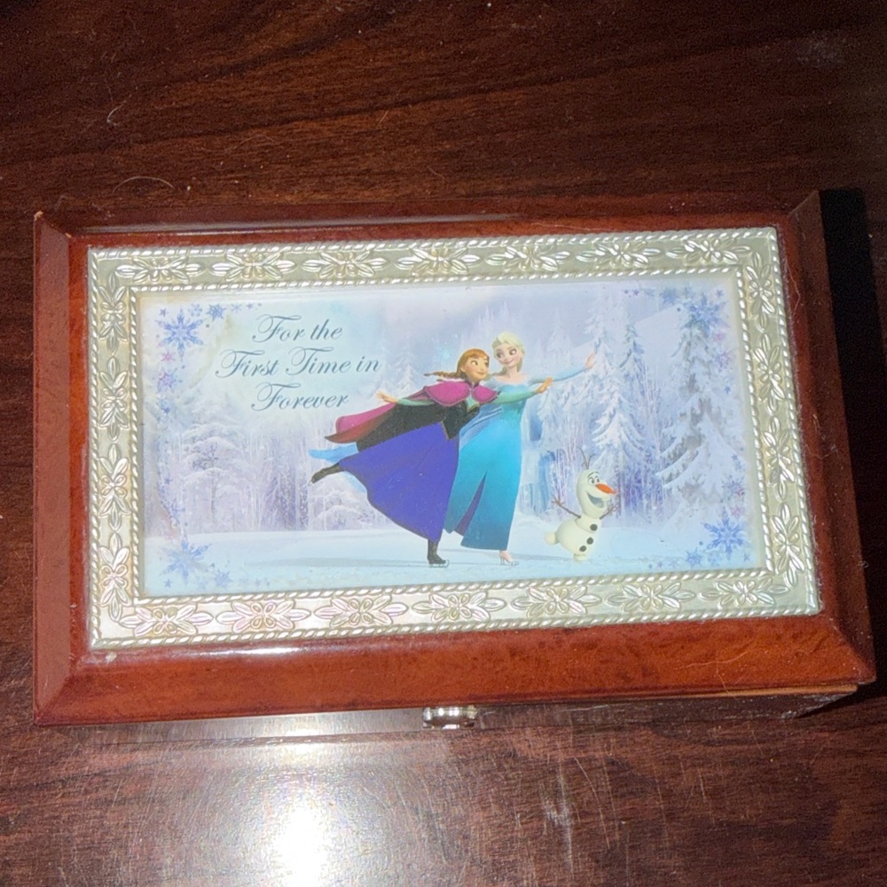 Frozen Themed Wood Music Box from The Bradford Exchange